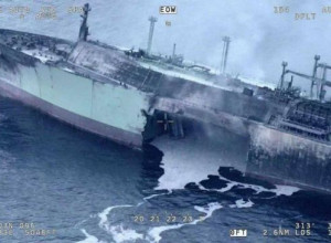 Украина атаковала российский газовоз «Арктик Метагаз» в Средиземном море беспилотными катерами