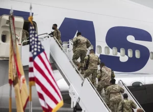 Дуглас Макгрегор допустил уход США с Ближнего Востока из-за конфликта с Ираном