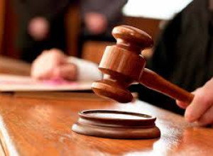 Арест счетов помог: в Калининграде таксиста заставили выплатить 500 тысяч рублей пострадавшей в ДТП пассажирке